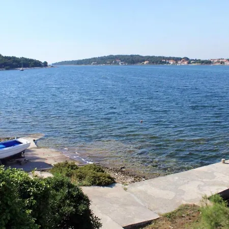 Perini Dvori - By The Sea Veli Rat