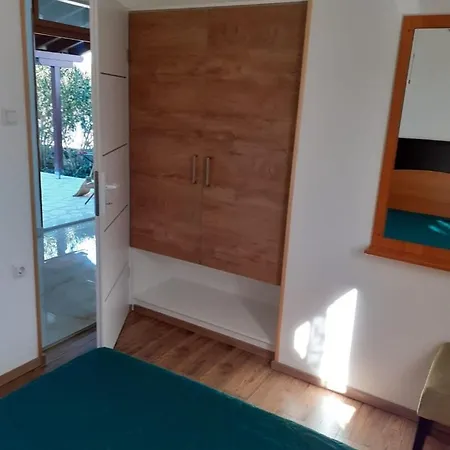 Perini Dvori - By The Sea Apartamento Veli Rat