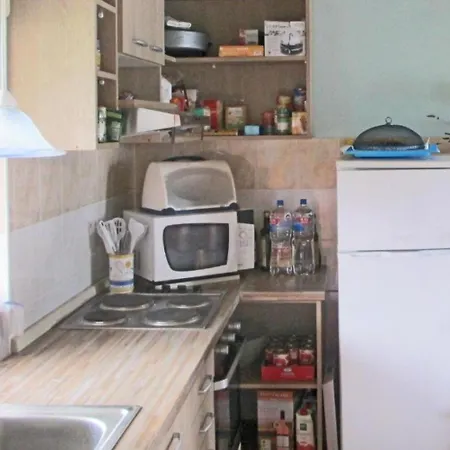 Perini Dvori - By The Sea Apartment