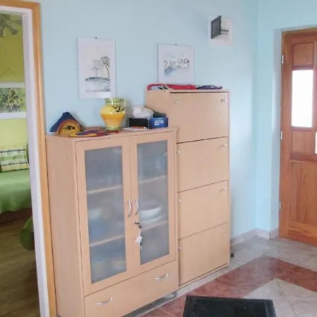 Apartment Perini Dvori - By The Sea *