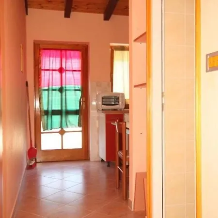 Apartment Perini Dvori - By The Sea Veli Rat