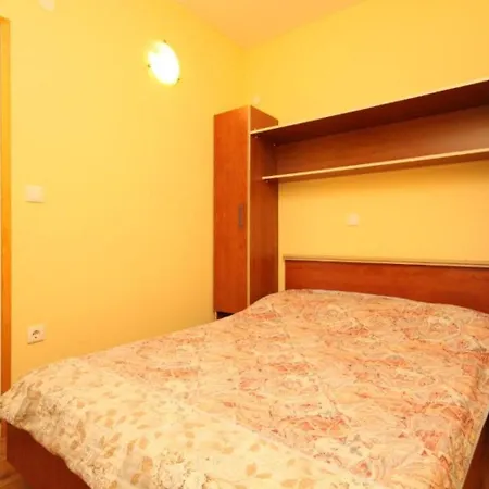 Appartement Perini Dvori - By The Sea Veli Rat