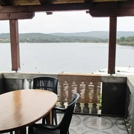 Appartement Perini Dvori - By The Sea